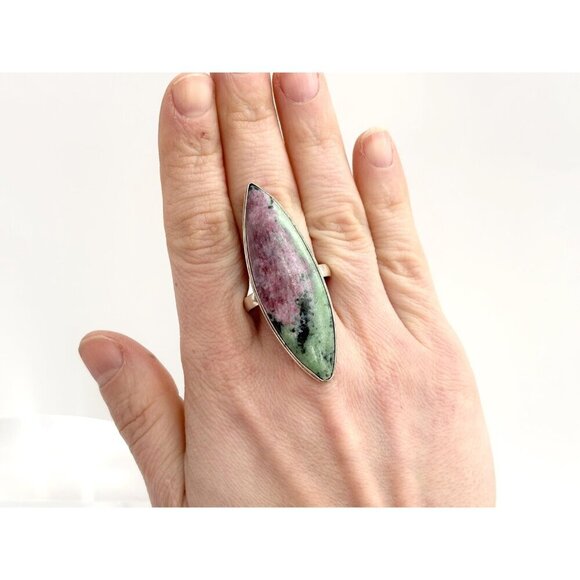 XL Natural Ruby Zoisite Cabochon Gemstone Milgrain Vintage Ring - sz 12.5 - Picture 4 of 10